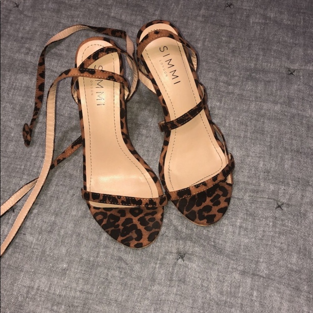 HEELS